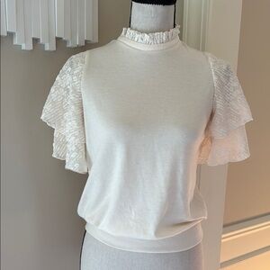 Love and Promises Women's S Ivory Knit Top Lace Collar Sleeves